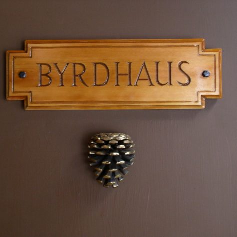 Byrdhaus door detail